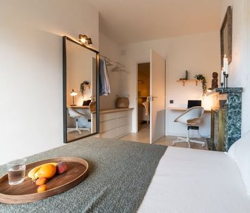 Carrer de Garcilaso, Barcelona, Catalonia 08027 - Photo 2