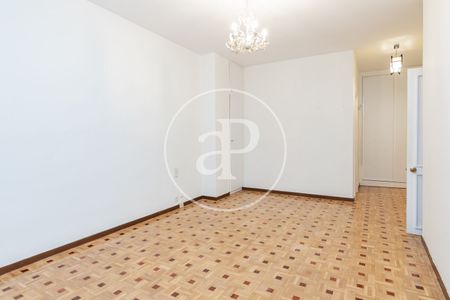 House for rent in Jerónimos (Madrid) - Photo 4