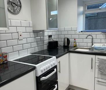 1 bedroom property to rent - Photo 3