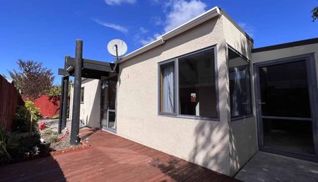 Very nice home in a quiet location - Photo 5