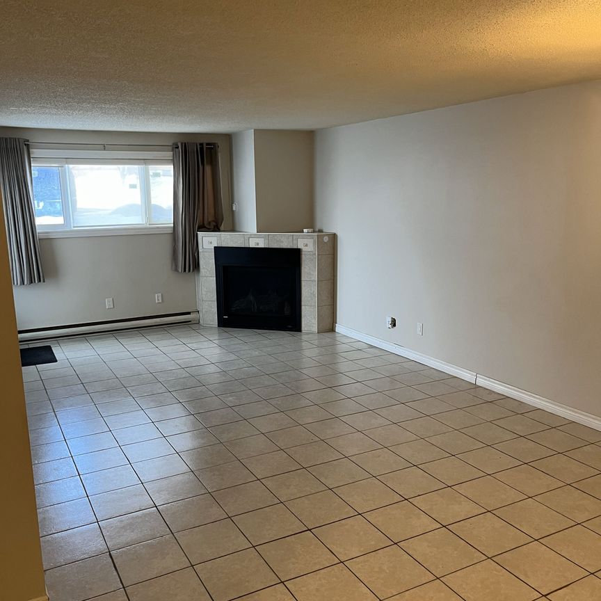 For Lease - 9 Jacksway Crescent Unit# 115, London North, Ontario - Photo 1