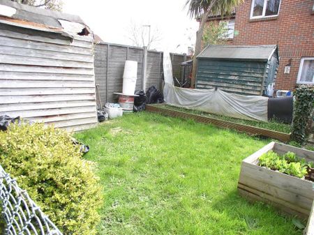 1 bedroom flat to rent - Photo 5