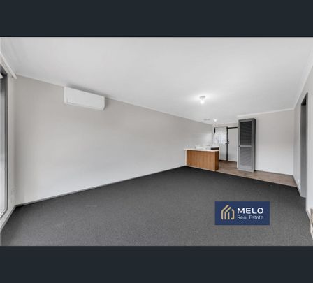 1/28 Minogue Crescent, Hoppers Crossing, Vic 3029 - Photo 1