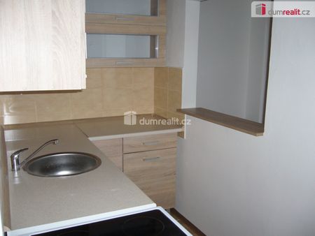 Pronájem bytu 3+1 98 m² - Photo 2