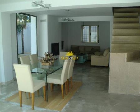 5 BEDROOM VILLA - ALICANTE - Photo 5