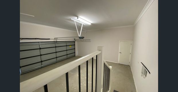 Spacious Family Home in Potters Lane - Photo 1