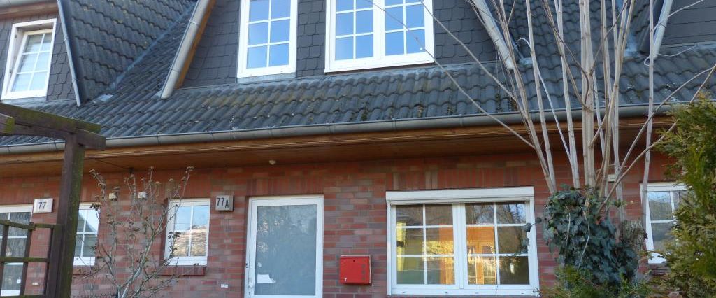 Reihenmittelhaus mit 4 Zimmern und Keller in Berlin Pankow - Photo 1
