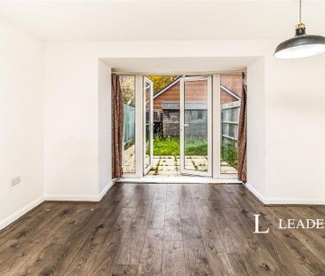 4 bedroom house to rent - Photo 1