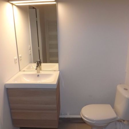 Location Appartement 2 pièces 38m² LENS 62300 - Photo 3