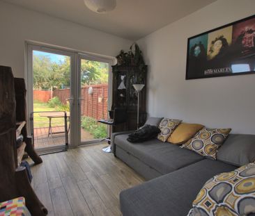 A well presented furnished double bedroom on the first floor in thi... - Photo 6