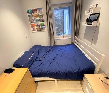 3 bedroom flat to rent - Photo 3