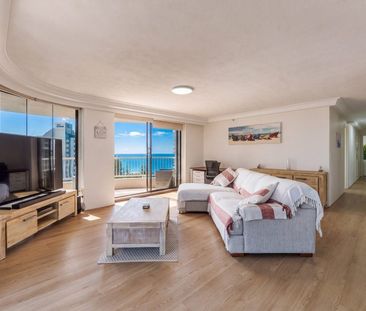 Stunning Renovated Furnished Beachside Living - Photo 1