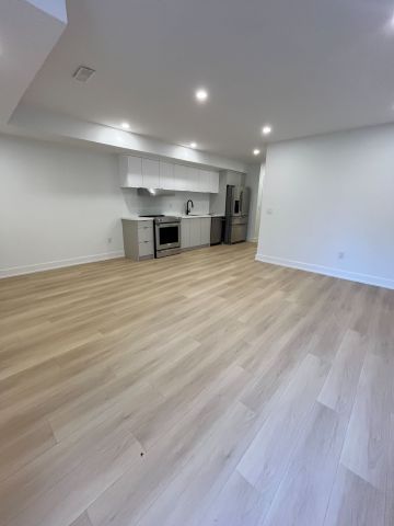 For Lease - 1039 Caven Street Unit# Bsmt, Mississauga, Ontario - Photo 3