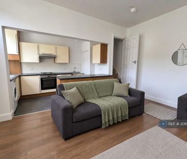 2 bedroom terraced house to rent - Photo 1