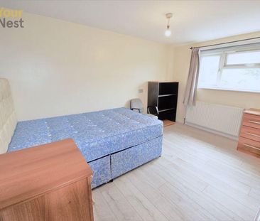 4 bedroom house to rent - Photo 3