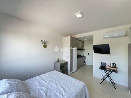 Apartamento com 1 quarto e 27m² para alugar em Rio Branco, Porto Alegre. - Photo 4