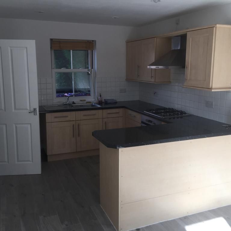 3 bedroom terraced house to rent - Photo 1