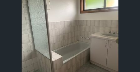 Spacious 3-Bedroom Home in Prime Reservoir Location - Photo 4