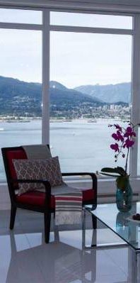 Vancouver Downtown fantastic Ocean and Mountain view one bedroom for rent - Photo 1