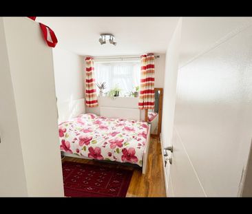 2 Bed Bungalow, The Vale, N10 - Photo 4