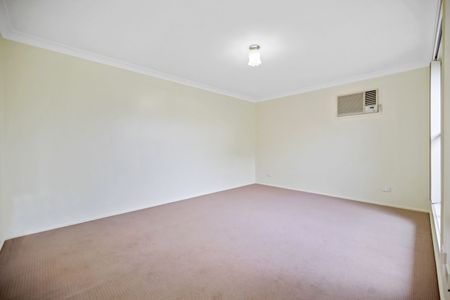 94 Grange Crescent, Cambridge Gardens, NSW 2747 - Photo 4