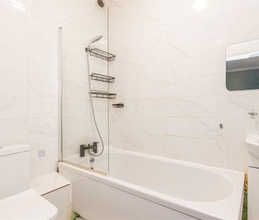 1 bed House To Let - Photo 2