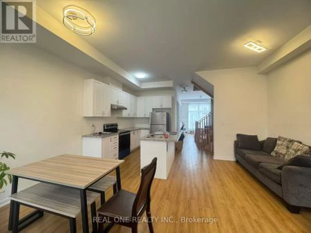 22 ANDALUSIA LANE - Photo 3