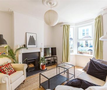 2 bedroom terraced house to rent - Photo 2