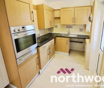 3 bedroom semi-detached house to rent - Photo 2