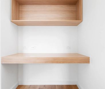 Stunning, brand new, CBD fringe - Photo 4