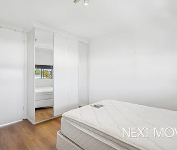 Stylish 3rd Floor Unit in Prime South Perth Location with City & Ri... - Photo 4