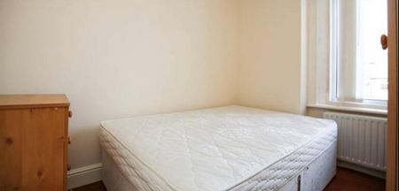 Cavendish Road, Jesmond, Newcastle Upon Tyne - Photo 2