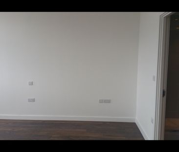 Studio Flat, Imperial Drive, HA2 - Photo 2