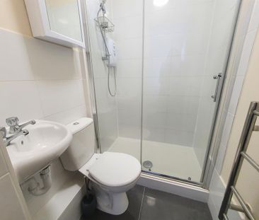 1 bedroom flat to rent - Photo 6