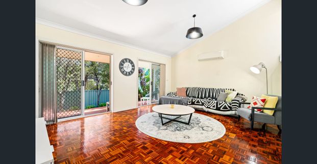 Modern Two-Bedroom Home in a Quiet, Ultra-Convenient Location - Photo 1