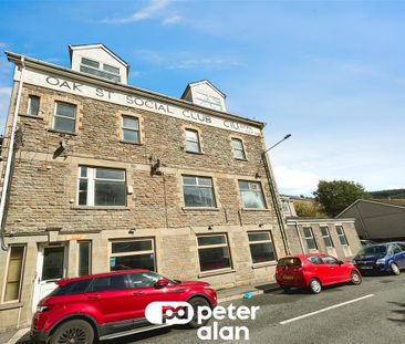 Rosebery Street, ABERTILLERY - Photo 2