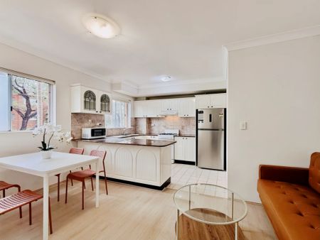 3 bed 2 bath-08132 - Photo 2