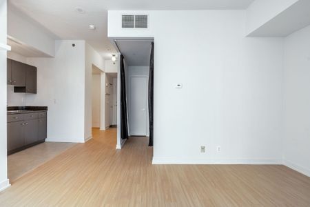 For Lease - 381 Front Street Unit# 206, Toronto, Ontario - Photo 3