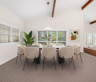 Large comfortable family home in prestigious Indooroopilly - Photo 4
