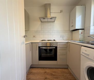 1 Bedroom Flat To Let - Photo 5