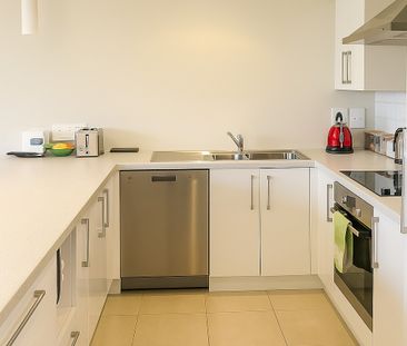 Here is your opportunity to move into a near-new, two bedroom unit ... - Photo 5