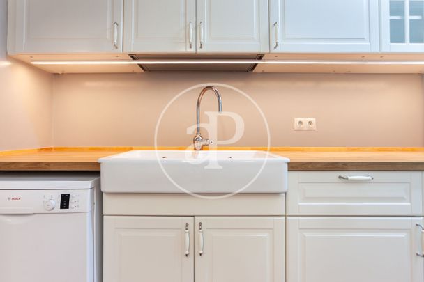 Flat for rent with Terrace in San Francesc (Valencia) - Photo 1