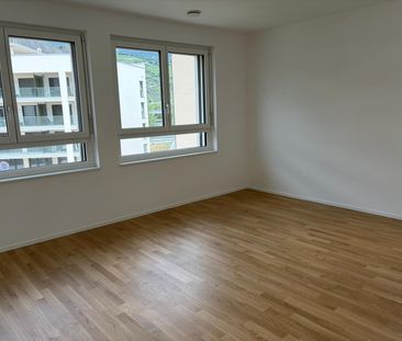 Très joli appartement de 2.5 pièces au 2ème étage avec grand balcon - Foto 1