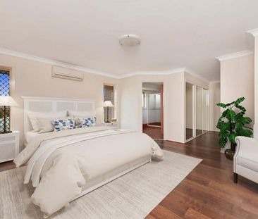 29 Gretna Street, Mansfield, QLD 4122 - Photo 4