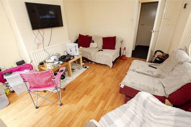 5 bedroom house to rent - Photo 1