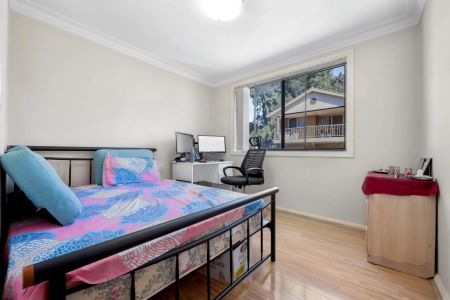 Central Location – Walk to Train station - Photo 3