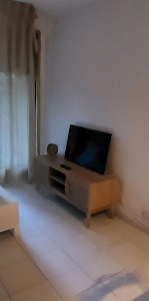 Location Appartement 2 pièces 28m² VILLENEUVE LOUBET 06270 - Photo 1