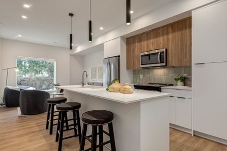 Move-In Special! Modern 1-Bedroom Suite in Highland Park | Pet Friendly - Photo 3