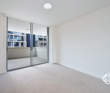 206/8 Marine Parade, 2127, Wentworth Point Nsw - Photo 1