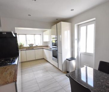 20, The Broadshoard, Cowbridge, Vale of Glamorgan, CF71 7DB - Photo 5